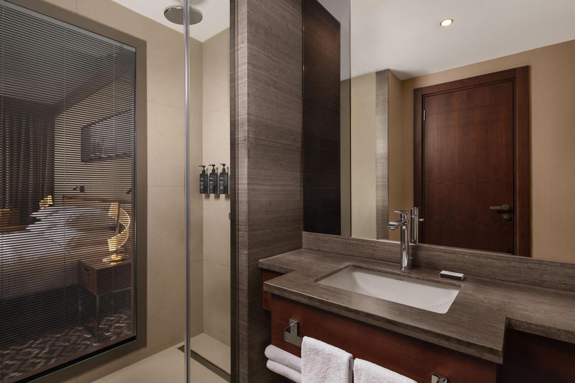Отель Sheraton Center